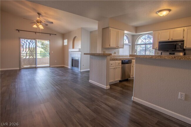 Building Photo - 2251 Wigwam Pkwy