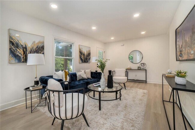 Foto del edificio - 2539 Glendale Cir SE