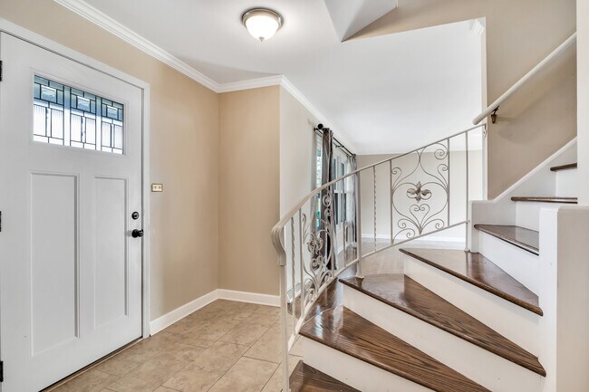 Foto del edificio - 45 University Dr