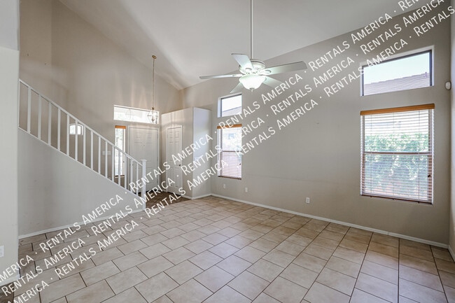 Building Photo - 17012 W Halifax Ln