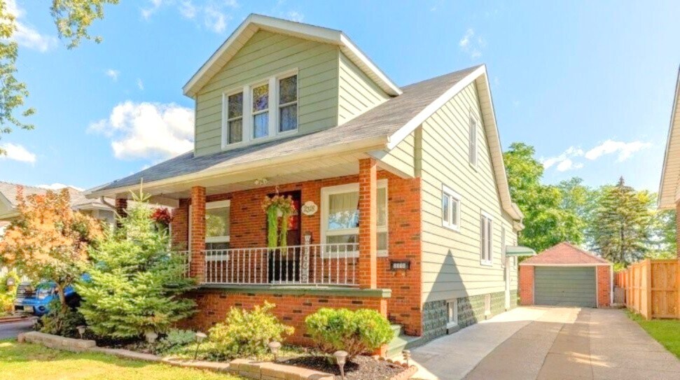 Photo du bâtiment - 2318 Chandler Rd