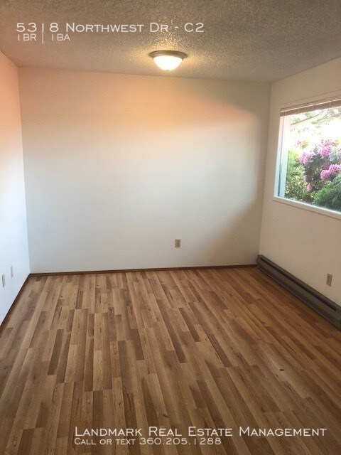 Building Photo - 5318 Northwest Dr