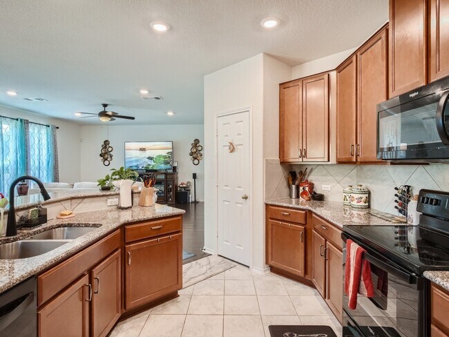 Foto del edificio - 2471 Sunrise Rd