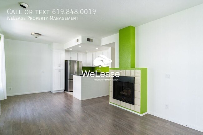 Building Photo - Stylish 2-Bed 2-bath Townhome in Desirable...