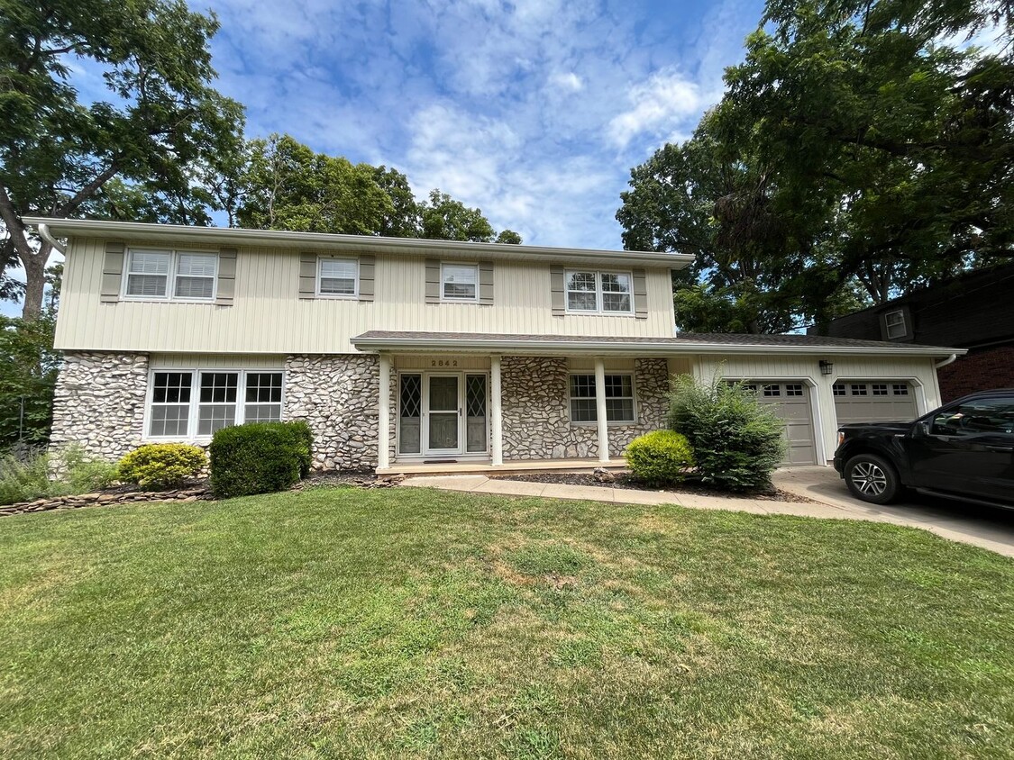 Primary Photo - Luxury, Location, and Convenience.