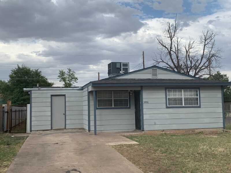 3200 Noble Ave, Odessa, TX 79764 House for Rent in Odessa, TX