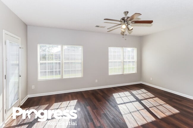 Building Photo - 205 Cranesbill Way