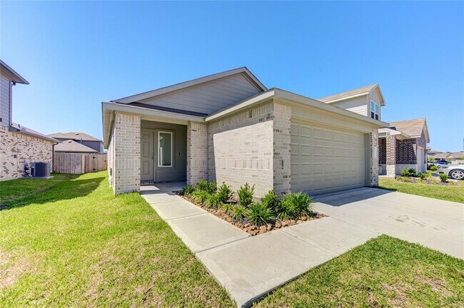 Building Photo - 5455 Portwood Acres Dr