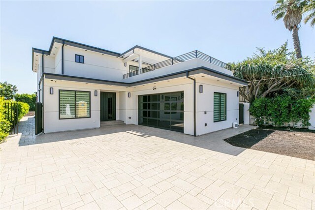 Foto principal - 6426 Varna Ave