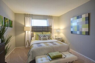 Crosby at Westchase Apts photo'