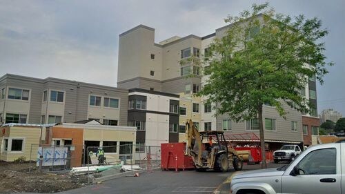 Foto del edificio - 1011 S Weller St