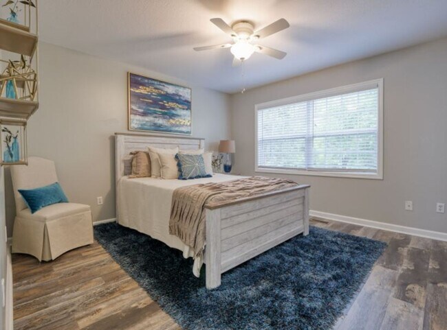 Foto del edificio - 2 Bedroom 1.5 Bathroom Townhome Near VSU