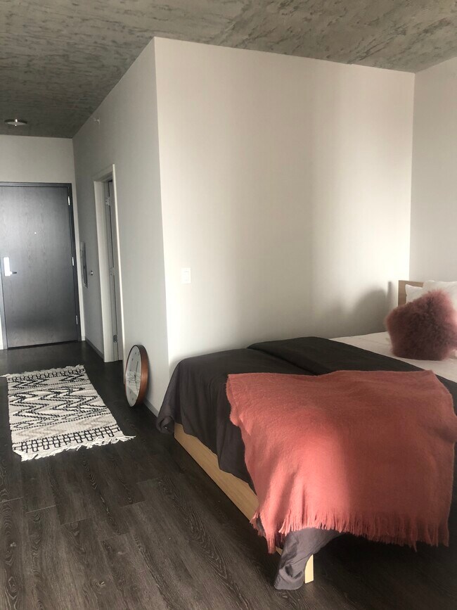 Habitación/Vestidor - 719 S Clark St