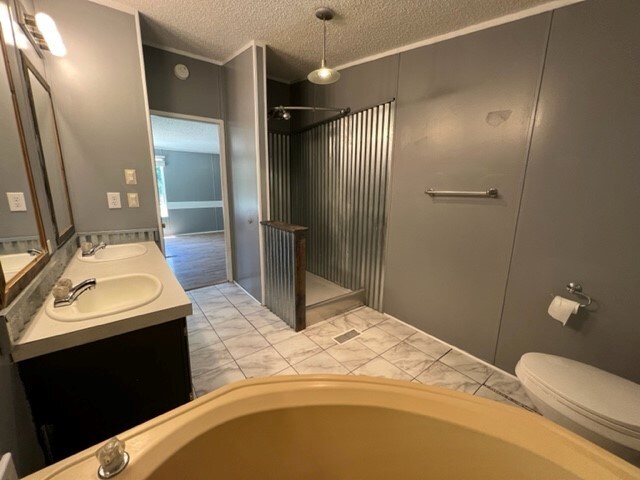 Foto del edificio - 340 Sun Valley Rd