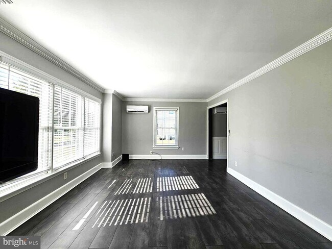Foto del edificio - 8681 Mar Lynn Dr