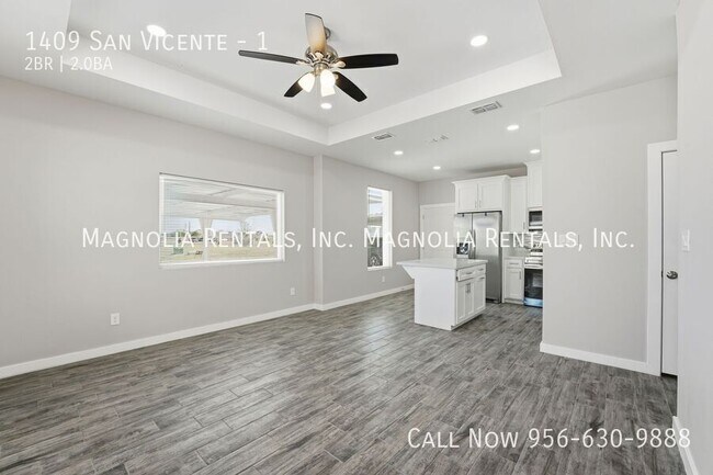 Building Photo - 1409 San Vicente