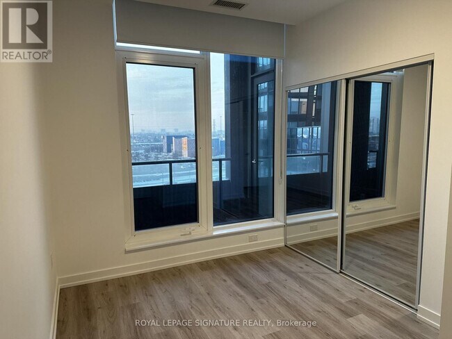 Building Photo - 395 Square One Dr