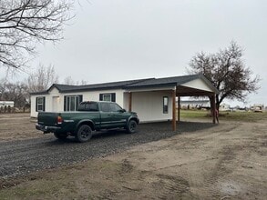 Building Photo - 70239 Pioneer Ln