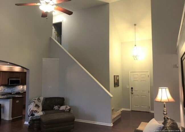Foto del edificio - 5918 Lillytrotter Dr