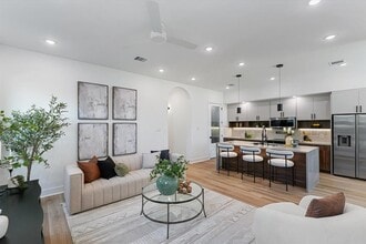 Building Photo - 8320 Williamsdell St