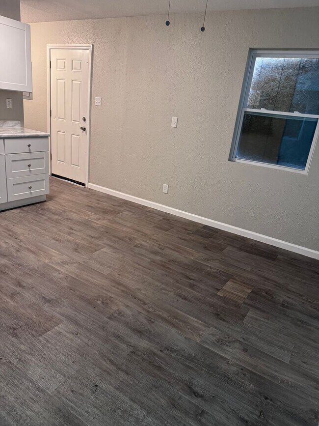 Foto del edificio - Nice 3 bedroom 1 bath home