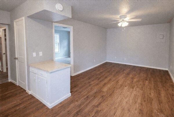 Foto del edificio - 511 W Cleveland St