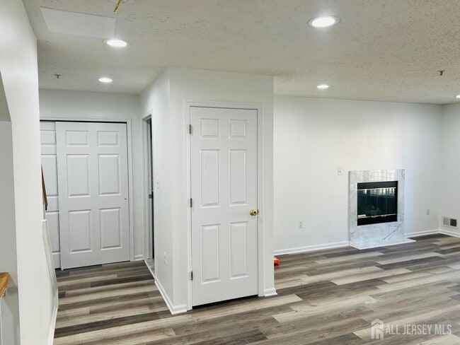 Building Photo - 41 Prestwick Way