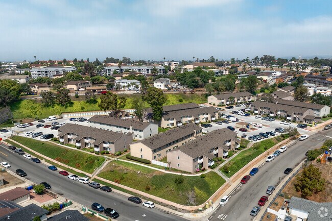 Contexto - Crandall Apartments