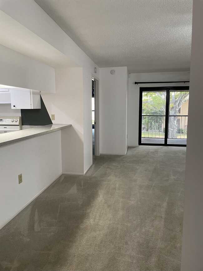 Building Photo - 2311 Beneva Terrace