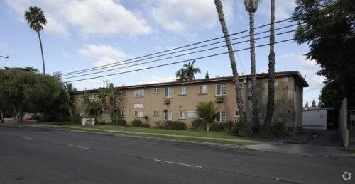 Building Photo - Madrid Apartments