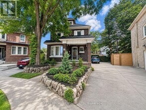 Building Photo - 272 Stinson Crescent