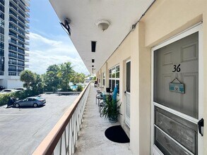 Building Photo - 2001 S Ocean Dr
