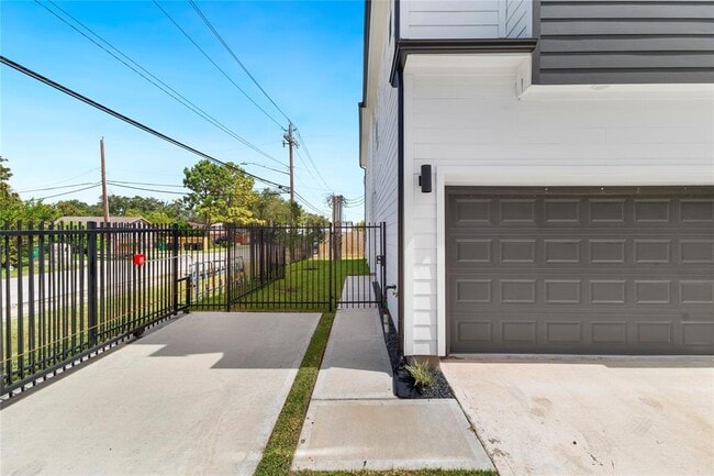 Building Photo - 3454 Bolin Rd