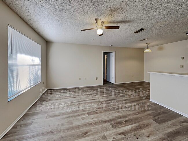 Building Photo - 623 Dory Ln