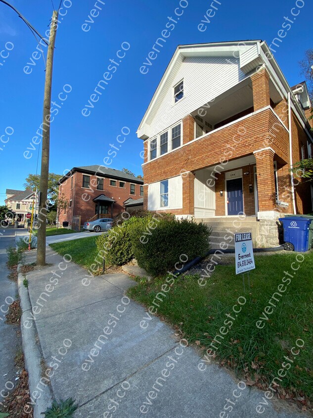 Primary Photo - 300 Linwood Ave