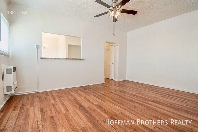 Foto del edificio - 921 S Bonnie Brae St