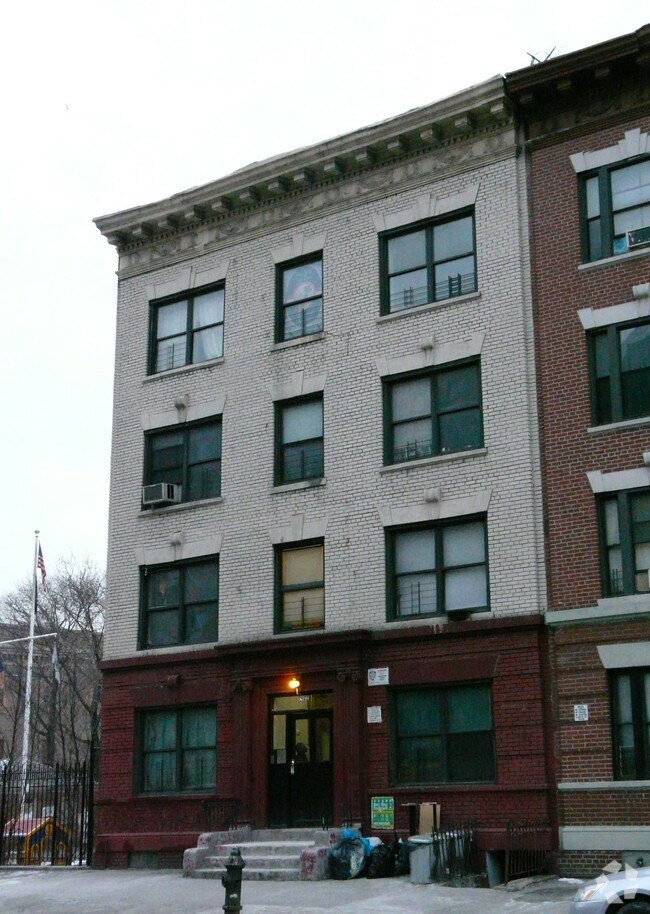 2422 ster Ave, Bronx, NY 10458 Apartments Bronx, NY