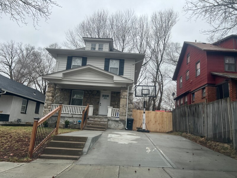 Foto principal - 3016 Bales Ave