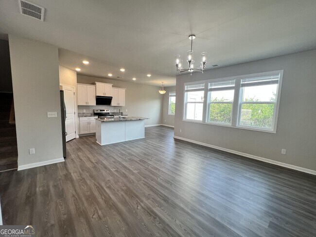 Foto del edificio - 124 Millers Ln