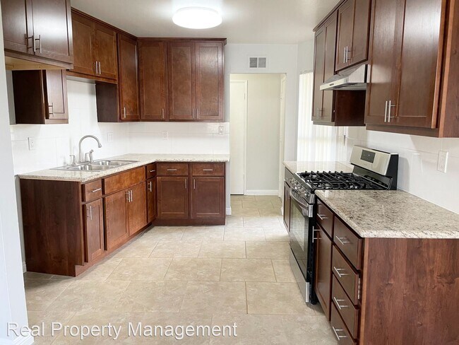 Foto del edificio - 3 br, 2 bath House - 321 Redondo Drive