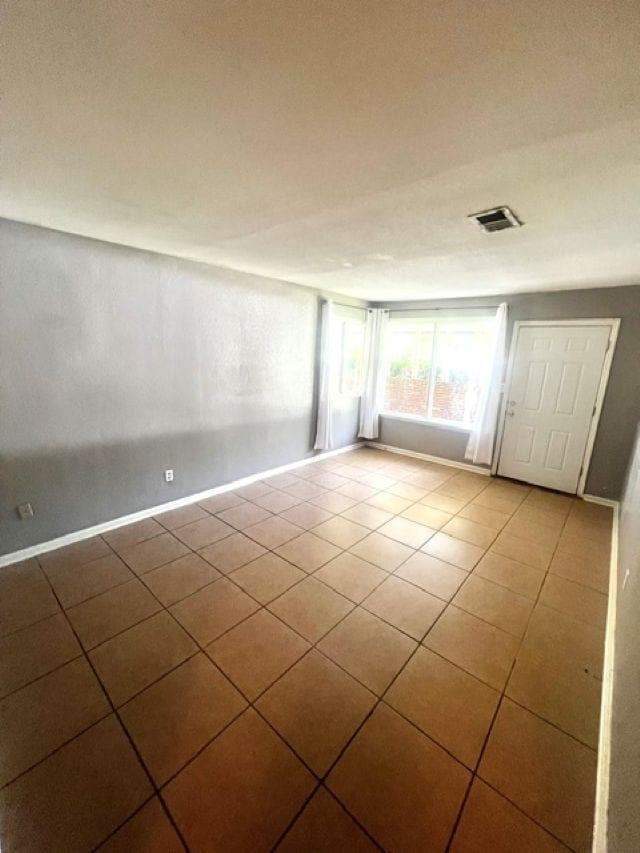 Foto del edificio - 3221 Beacon St