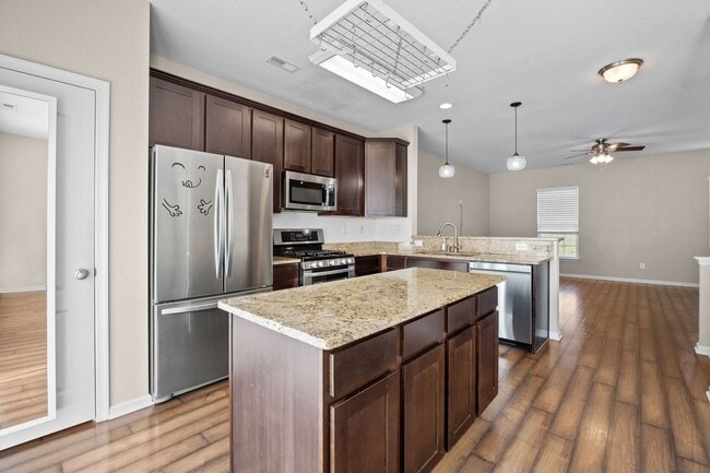 Photo - Beautiful Townhome for Rent in Virginia Beach With Free Internet!