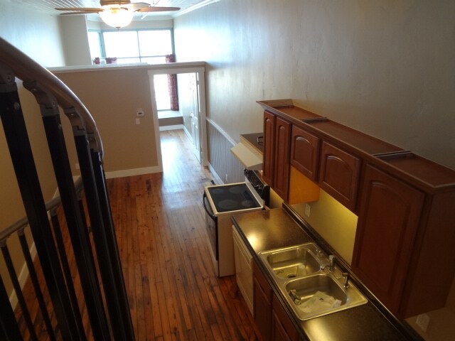 Interior Photo - 745 Main St