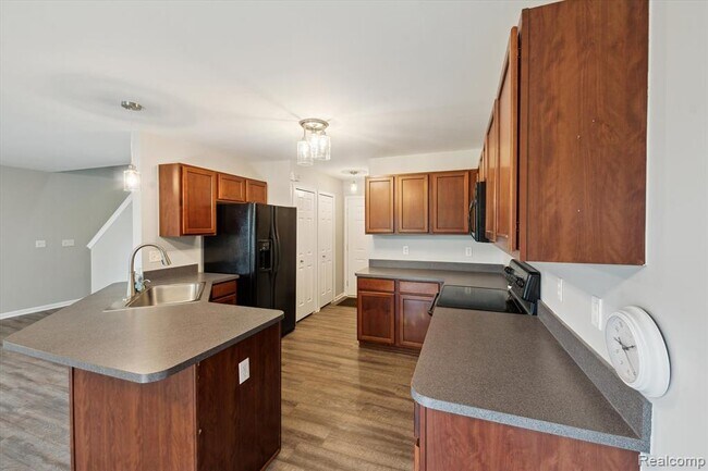 Foto del edificio - 10113 Ridge Run St