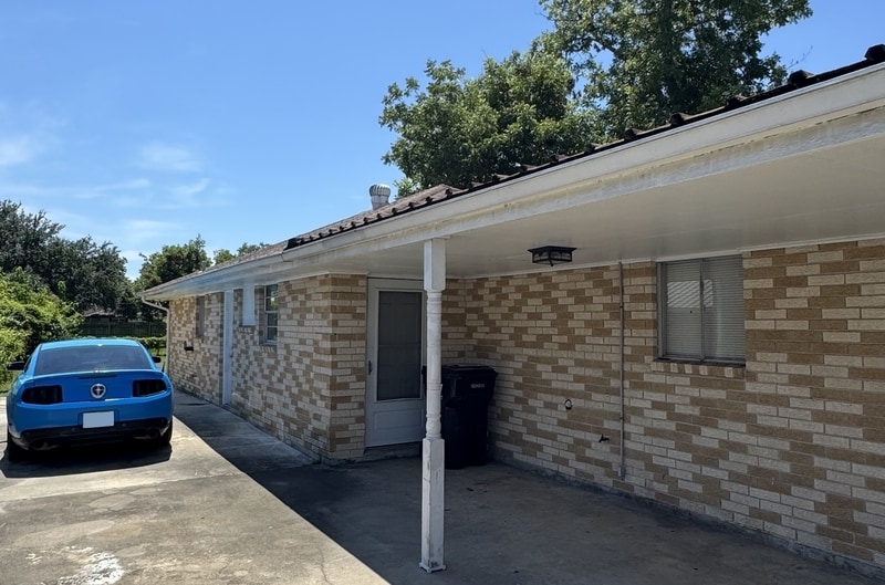 Foto principal - 208 W Genie St