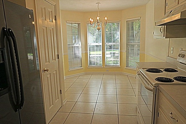 Building Photo - 5292 St Ives Ln