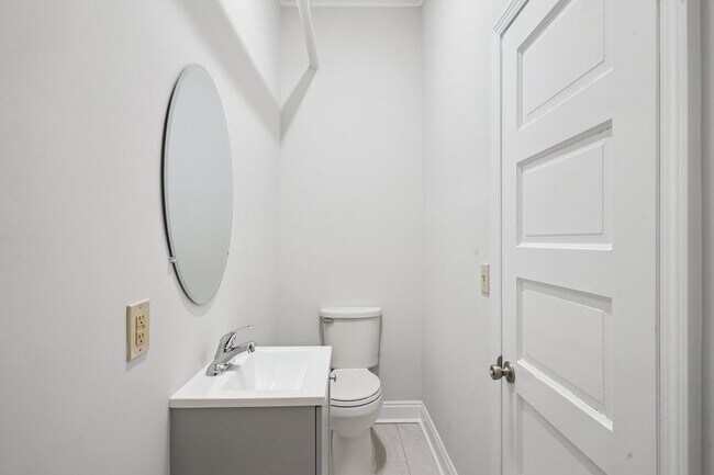 Foto del edificio - 4705 Iberville St