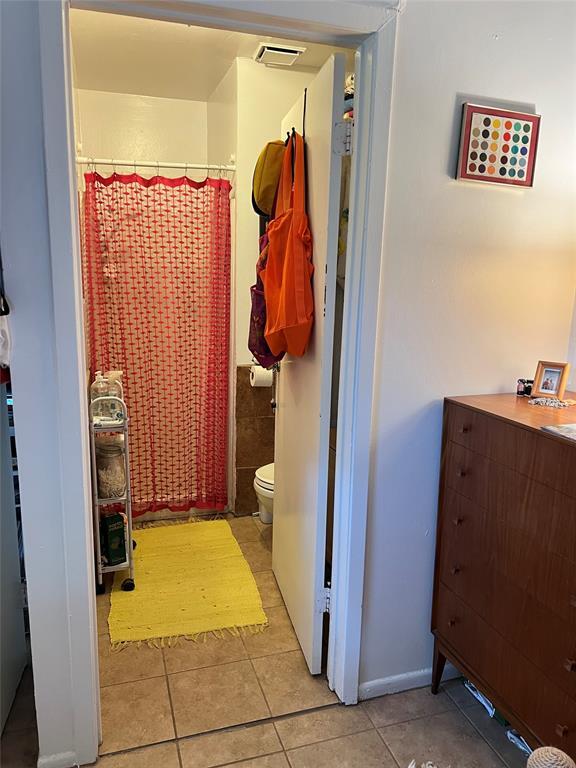 Building Photo - 3318 Hemlock Ave