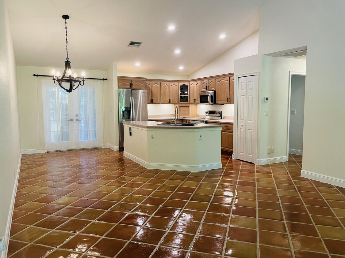 Primary Photo - 14425 64th Ct N