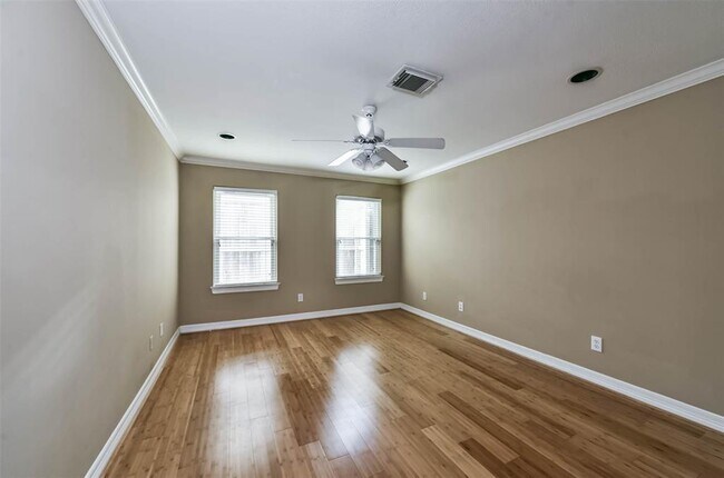 Foto del edificio - 1211 Kipling St